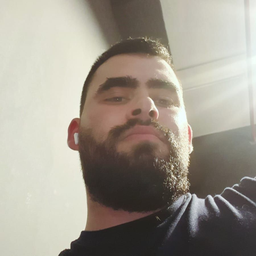 Profil de Youval